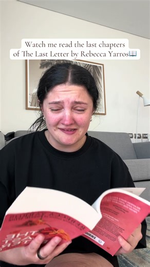 The Last Letter has seriously damaged me, I had to reread Colt's scene 😭 Why would Rebecca Yarros do that #rebeccayarros #thelastletter #bookrecommendations #booktok #emotional