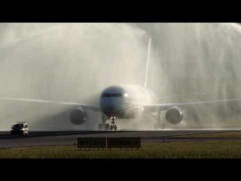 United Airlines Boeing 767-300 - FIRST LANDING at Split Airport!