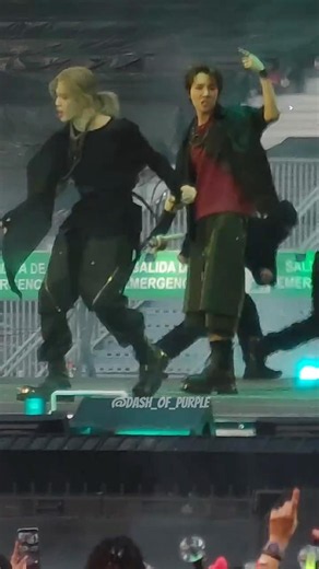 Jimin Jhope Alien Madrid day 2 #bts #방탄소년단 #bts_arirang #bts_tour #jimin #jhope #hoseok #parkjimin