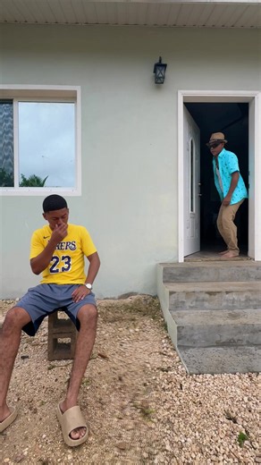 Belizeans Smell All Kinda Things — Belizean TikTok Moments