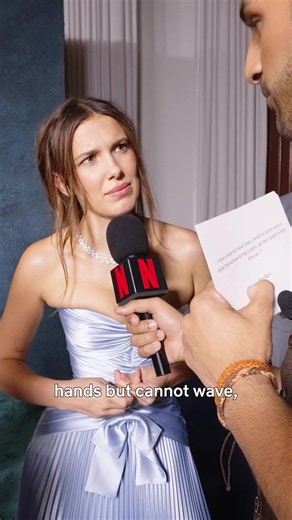 We put the #EnolaHolmes 3 cast's detective skills to the test on the red carpet with a few riddles from @Shabaz Says 🔎