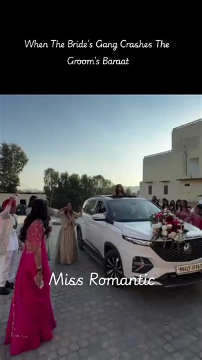 Bride's Gang Crashes Groom's Baraat - Romantic Song!