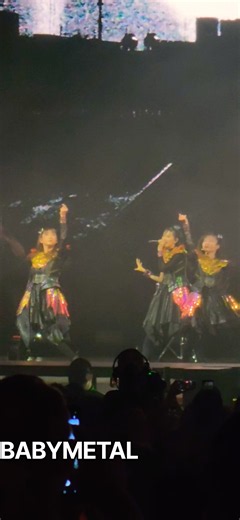 BABYMETAL performing "Monochrome" at Woodlands,TX 9.25.26 #babymetal
