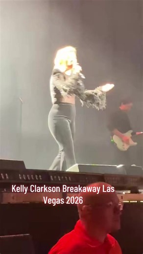 Kelly Clarkson Breakaway Las Vegas 2026 #kellyclarkson #breakaway #lasvegas #workdayrising #americanidol