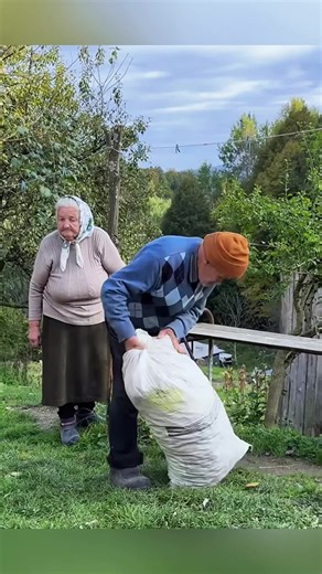 Exploring Country Life Through Cooking Vlogs