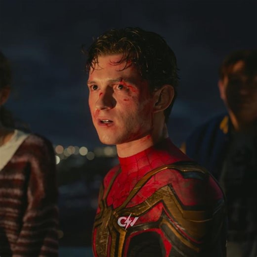 This is the real reason Spider-Man can't lift Thor's hammer #shorts