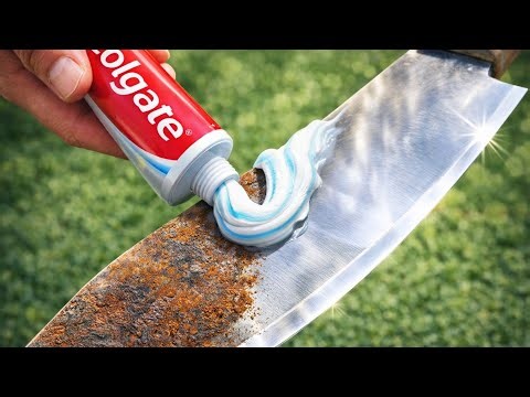 Razor Sharp Knife in 1 Minute? Sharpening a Rusty Blade with Toothpaste!