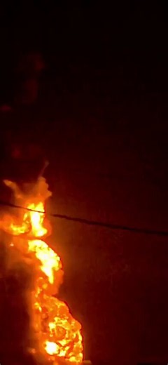 Salt plant explosion in Jaltipan, Mexico, prompts precautionary evacuations in six nearby communities as fire remains uncontrolled, mayor says; 3 confirmed dead, others injured. https://t.co/5pZmseKnzh https://t.co/LwRFYGkSGO