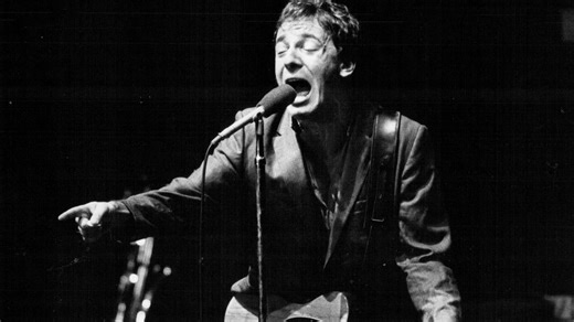 Springsteen's 'fabulous chaotic moment’ as Phoenix fans ran amok