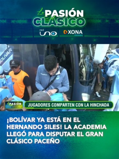 ¡Bolívar ya está en el Hernando Siles! La Academia llegó al estadio para disputar el gran Clásico Paceño ante The Strongest. 💙🏟️ Los jugadores ya están listos para un partido que promete mucha pasión y emoción. #RedUno #Deportes #Fútbol #Bolívar #TheStrongest #OrientePetrolero #Blooming