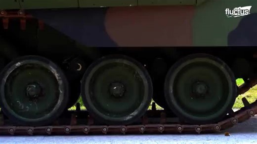 US conducts tests on new advanced armored vehicles in ocean environments