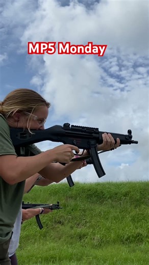 Movin fast on Monday with HK MP5