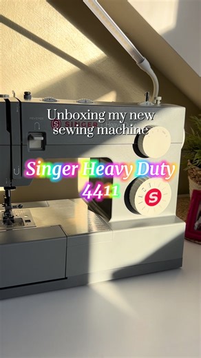 If you have this machine, I’d love to hear your thoughts on it! Unboxing the Singer Heavy Duty 4411 , my new sewing machine! I’ve only ever used two sewing machines in my life, my Mum’s Bernina Activa 230 and my Grandmother’s Pfaff creative 1471 (which broke recently and is irreparable 😭) I’ve used it once so far and so far so good! It took me a little while to get used to the different way of winding the bobbin (bobbins are the BANE of my life!) but once I got going it was okay. Who got a sewi