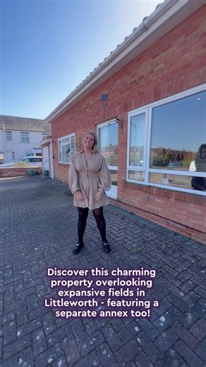 Detached Dormer Bungalow with Annex for Sale in Littleworth