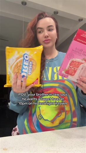 Delicious Strawberry Crunch Tres Leches Cake Recipe