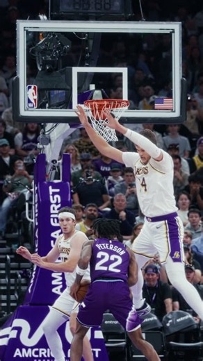 got 'em 🤫 #TakeNote
