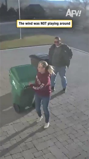 The wind was NOT playing around