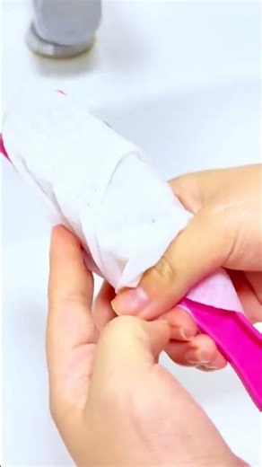 Easy Window Screen Cleaning Hack Life Hacks Clean Screen Home Tips