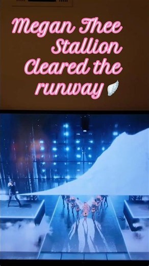 The 9.p.m Victoria’s Secret Fashion Show wind-down.
