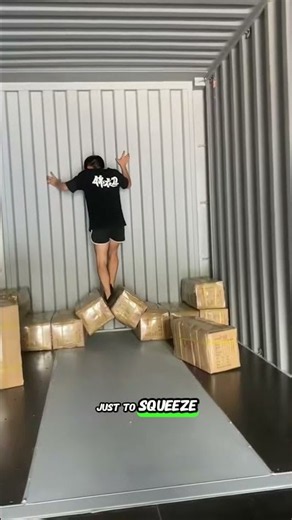 Why USA Importers DREAD Chinese Shipping Containers! 📦