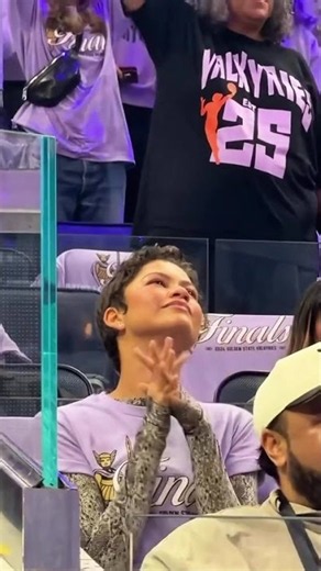Zendaya in the cheap seats at the WNBA Finals Game 5