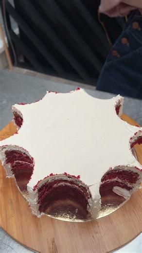 Red Velvet Spiderweb Cake 🕷🎂 #shorts