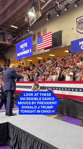 INCREDIBLE Trump Rally tonight in Ohio! Republicans are winning The Midterms thanks to the LEADERSHIP of President Donald J Trump! @potus @realdonaldtrump @teamtrump @trumpwarroom @whitehouse 📸: @margomartin 🇺🇸🇺🇸🇺🇸🇺🇸