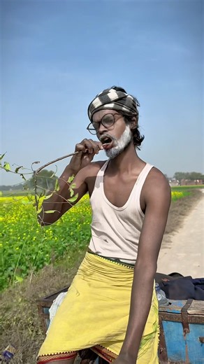 Sarkari Naukri Me yhi 🤪 #trendingshorts #viralshorts #comedyshorts #funnyshorts #shorts #werloser￼