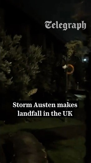 Storm Austen leaves thousands without power
