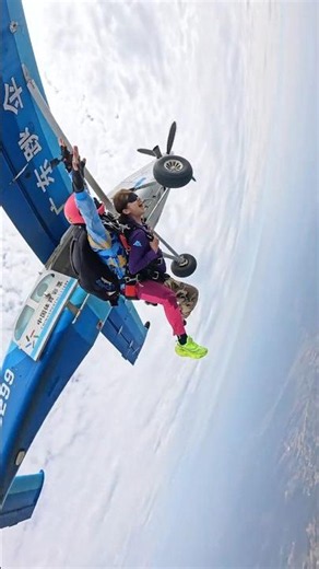 Skydiving || Jumping From Sky Heights #youtube #youtubeshorts #skydiving #hittvfun #fun #adventure