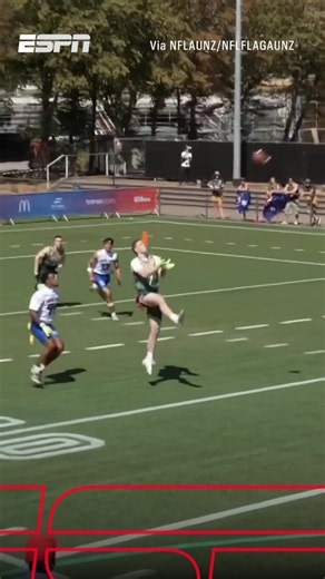 Hook and Ladder? Nah give us the hot potato! The Australia Men's National team pulled off a play that would look the goods at the MCG on Grand Final day in their match against American Samoa at the Flag Football World Championships! Video via nflaunz on IG #FlagFootball #NFL #Football #Flag #sport
