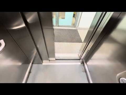 1994 Walter Mayer (rb. 2019 KONE) MRL traction elevator (B) @ Vaasan ToriParkki parking garage, FI