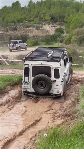 EL LAND ROVER DEFENDER 110