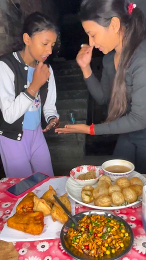 Rock 🪨 paper 📝 scissor ✂️🧆🥗🌮🍝🫕 #rockpaperscissorschallenge #eating #challenge | Mili Roy