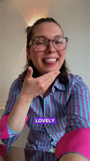 One handed signs in British sign language #bsl #signlanguage #britishsignlanguage #deaf #sse