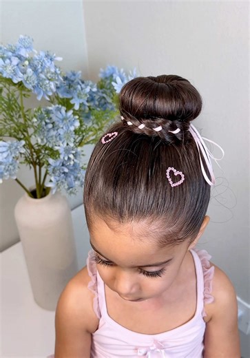Not just a bun… add a little ribbon and it turns into the cutest, easiest dance bun 🩰🎀 #toddlerhair #ponytailtutorial #dancemoms #easyhairstyles #hairbun