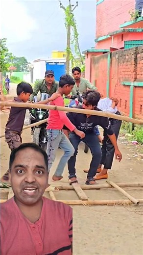 Train aa Gai 🚂🫣 VitaWear SmartBand:TheFuture of Wearablep6OTech isHERE! ?⚡