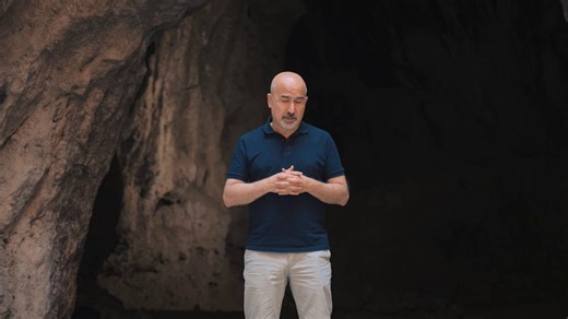 Who built the 12,000-year-old structures at Gire Mirazan (Göbekli Tepe), in North Kurdistan and why? My new Kurdish language documentary explores the mystery, purpose, and construction of these monumental sites.Much of Northern Kurdistan’s archaeological heritage was lost to the Atatürk Dam, but history continues to emerge. A recently discovered 12,700-year-old site near Amed (Diyarbakır) is now challenging our understanding of early civilization.Watch the full documentary here: https://t.co/IlR