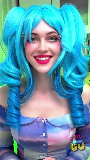 Don't hurt the girls! Especially when it comes to cake! 🍰