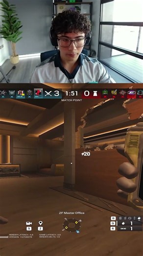 Spoit Makes 1000 IQ Nade Throw 🤯