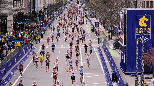 Former first daughter Chelsea Clinton completes Boston Marathon, Bill and Hillary meet her at finish