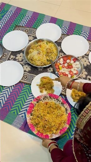 Jiske Ghar Mein Rizq Ki Tangi Ho❤️✨| #anishavlog #naat #viral #shorts