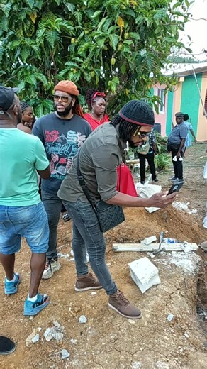 FANTAN MOJAH BURIAL. | twins of twins