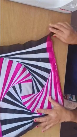 Diy Patchwork Door Mat 🤑🤑#diy#doormat #unique #short#oldclothes #doormat_design @manjuwaykar