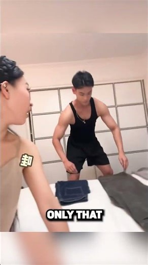 He Moves His Hands So Fast! ✋💨😲