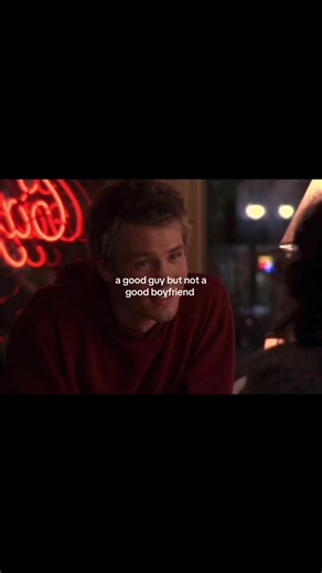 Lucas Scott One Tree Hill — a good guy but not a good boyfriend