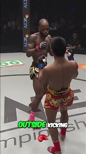 Muay Thai Clash Rodtang vs Wilson Early Fight Action! 🥊 #Shorts