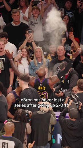 LeBron put on a show in Lakers’ Game 2 win vs. Rockets 🍿🔥 #nba #basketball #lebronjames #lakers