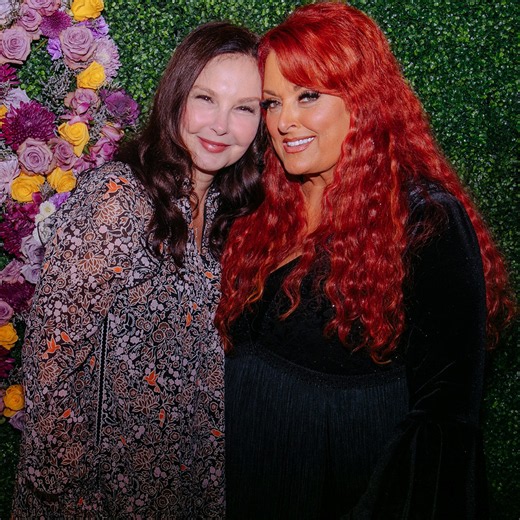 Wynonna Judd, sister Ashley Judd are taking a break in relationship