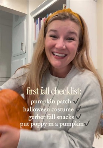 she’s a Poppy pumpkin 🎃 with best @Gerber fall snacks 😋 #mygerberpartner #gerberbaby #pumpkinbaby #babysfirstfall #firsttimemom